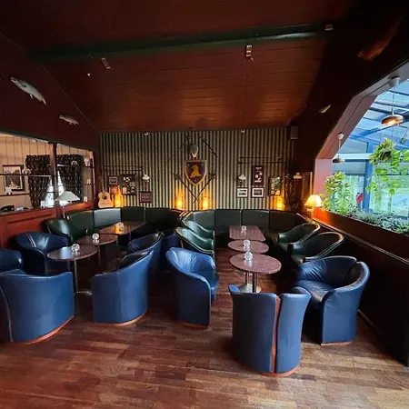 林格斯克罗迎宾酒店 酒店 奥特然